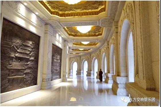 江苏东方交响管乐团